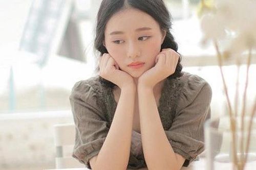 Nỗi hoang mang của 'kiều nữ' 35 tuổi: Lương cao, xinh đẹp sao vẫn khó kiếm người yêu?