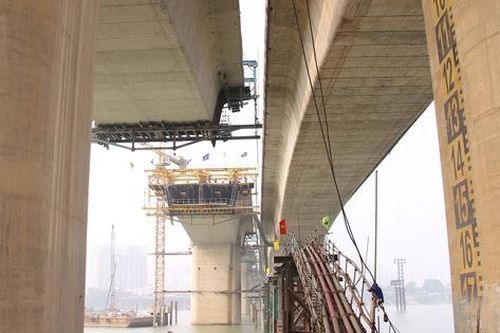 'Hình hài' cầu Vĩnh Tuy 2 sau hơn 2 năm thi công