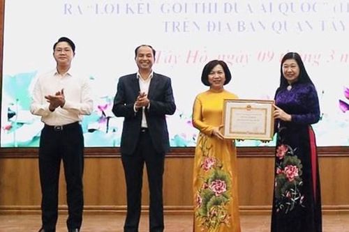 Nhân rộng các điển hình tiên tiến trên địa bàn quận Tây Hồ