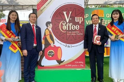 Tập đoàn kinh tế Mỹ Việt trở thành chủ sở hữu của kỷ lục 'Hộp cà phê hòa tan lớn nhất Việt Nam'