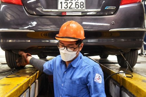 50 CSGT tăng cường cho các trung tâm đăng kiểm từ sáng 11/3