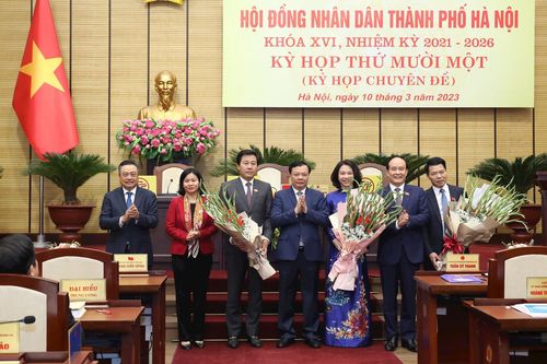 Hà Nội kiện toàn nhân sự Ủy ban nhân dân thành phố