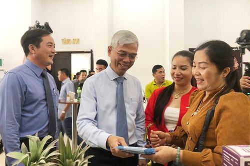 Tháo gỡ những nút thắt lớn trong giao thương giữa TPHCM và ĐBSCL