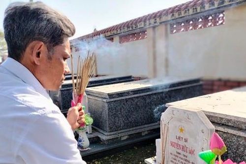 Hồn Gạc Ma trong những ngôi mộ gió