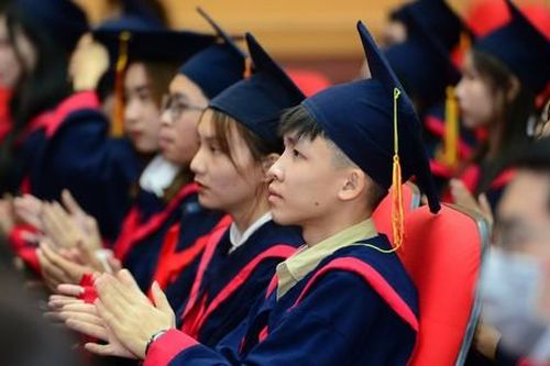 Điểm nghẽn giáo dục đại học: Nguồn lực và cơ chế tài chính đều yếu