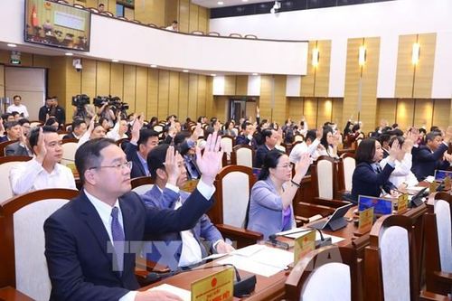 HĐND thành phố Hà Nội thông qua nhiều nghị quyết quan trọng