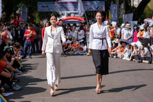 Ngắm nhìn nhan sắc của Top 20 Miss HUTECH 2023 trước thềm Chung kết