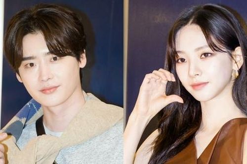 Lee Jong Suk lộ bằng chứng yêu IU sâu đậm
