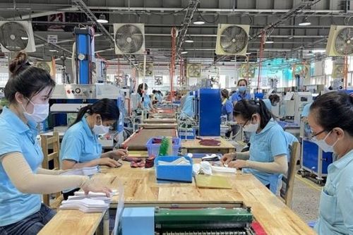 Thị trường lao động dự báo sẽ chịu nhiều rủi ro, thách thức trong năm 2023