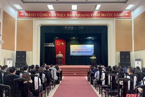 Bồi dưỡng nghiệp vụ hướng dẫn viên du lịch