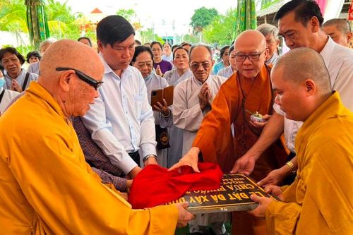 Vĩnh Long: Đặt đá khởi công đại trùng tu ngôi chánh điện chùa Phước Thành (H.Tam Bình)