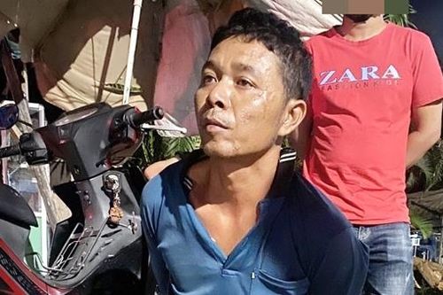 Khởi tố đối tượng vi phạm nồng độ cồn, dùng gạch ném công an