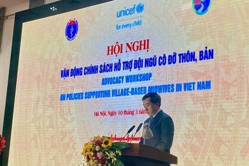 Hơn 1.500 'bà mụ' ở các thôn bản ngừng hoạt động do không có kinh phí