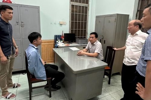 Giải cứu cháu bé 4 tuổi tại Đồng Nai bị khống chế dọa đốt