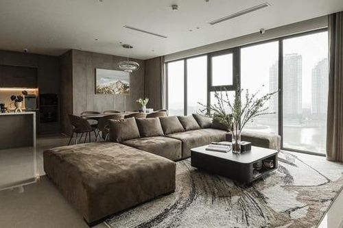 MC Thu Hoài đập bớt phòng ngủ cho căn hộ tối giản