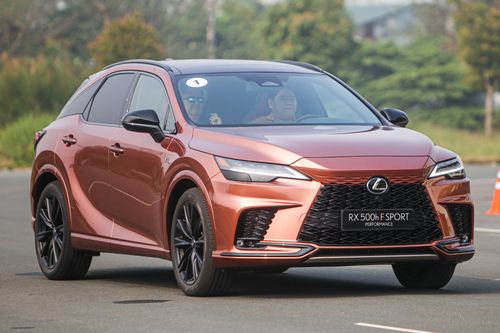 Chi tiết Lexus RX 500h F Sport Performance giá gần 5 tỷ đồng