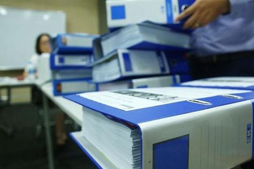 Một nhà thầu có được ghi tên trong nhiều hồ sơ dự thầu?