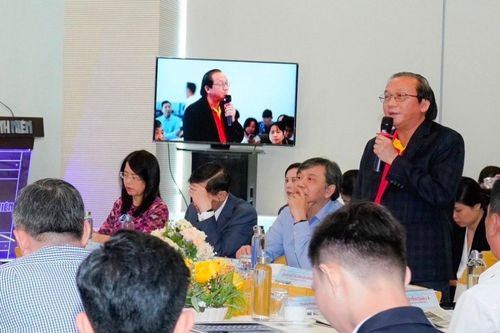 Gỡ 'nút thắt' để các doanh nghiệp hàng không-du lịch phục hồi