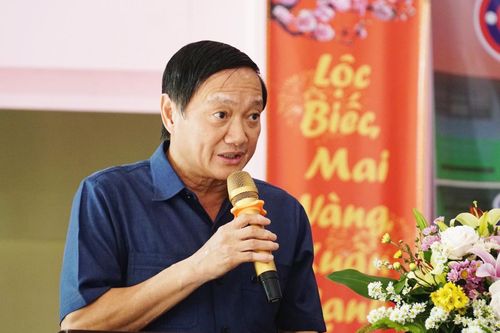 Kỷ niệm 15 năm thành lập Trường song ngữ Lào-Việt Nam Nguyễn Du