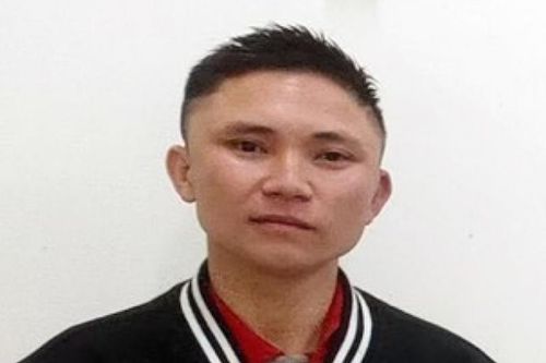 Liều lĩnh chặn ô-tô để cướp tài sản