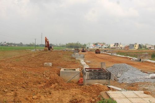 Một doanh nghiệp ở TP Tam Kỳ xin dừng thi công 12 dự án trúng thầu