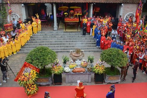 Thanh Hóa đón nhận danh hiệu Di sản văn hóa phi vật thể quốc gia - Lễ hội Đền Bà Triệu