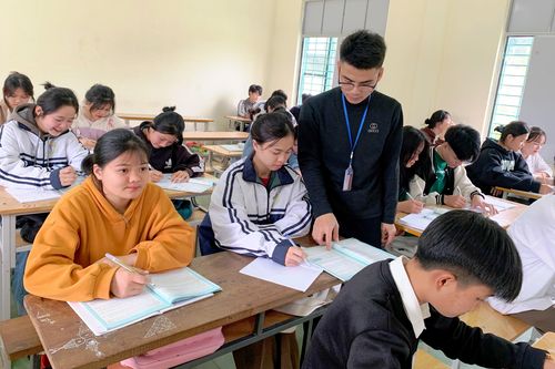 Việc làm cho sinh viên sư phạm: Cánh cửa hẹp
