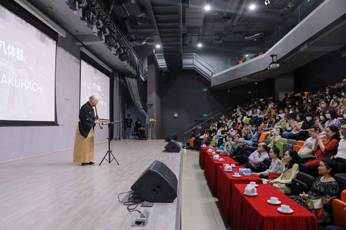 Nhiều nghệ sĩ gạo cội trình diễn thơ Haiku và sáo Shakuhachi Nhật Bản