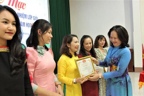 Đắk Lắk công nhận 218 giáo viên chủ nhiệm lớp giỏi cấp tỉnh