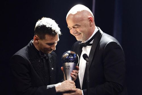 Messi ra điều kiện ít ai ngờ để ở lại PSG