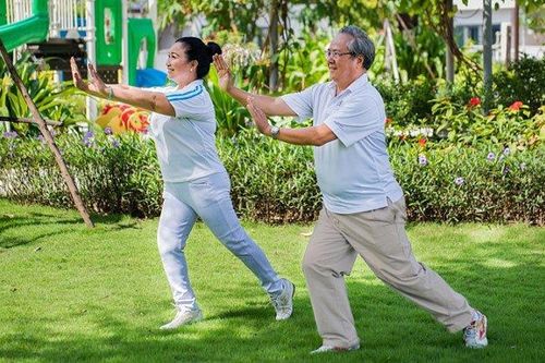 Bị loãng xương tập thể dục được không?