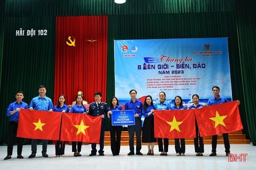 Giao lưu, tọa đàm 'Tháng 3 biên giới - biển, đảo năm 2023'