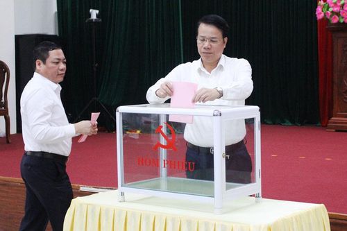 Giới thiệu nhân sự bầu chức danh Phó Chủ tịch HĐND TP. Thái Nguyên