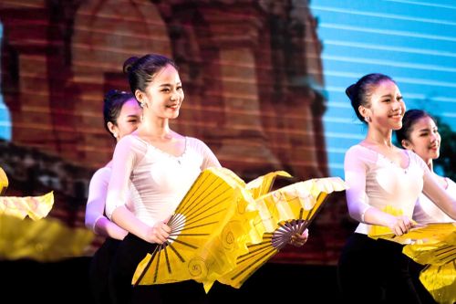 Đề xuất nghệ sĩ nhân dân tương đương tiến sĩ: Các trường nghệ thuật xin cơ chế