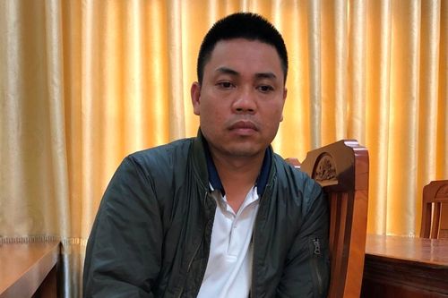 Tống tiền bạn gái bằng clip nóng
