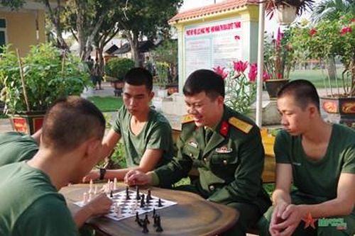 Giúp chiến sĩ vượt lên chính mình