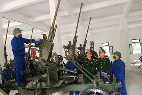 Xây dựng 'kho an toàn, vũ khí luôn sẵn sàng'