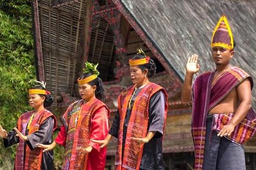 Indonesia phục hồi và phát triển hệ ngôn ngữ các dân tộc