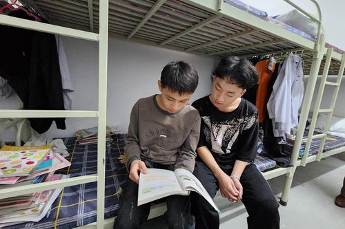Trường vùng cao mong cơ chế xây dựng mô hình dân tộc bán trú THPT kiểu mới