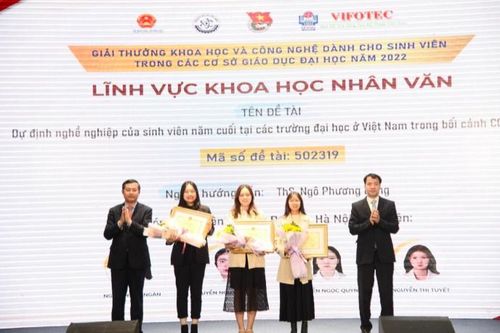 Giải tỏa nỗi lo cho sinh viên năm cuối