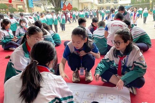 Trường học hạnh phúc gắn kết sẻ chia yêu thương