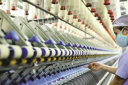 Quốc tế đánh giá Việt Nam là điểm sáng về phục hồi sản xuất