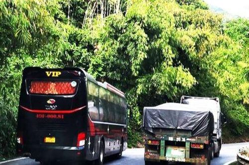Vượt ẩu trên đèo tử thần Bảo Lộc và quốc lộ 20, hàng trăm xe dính phạt