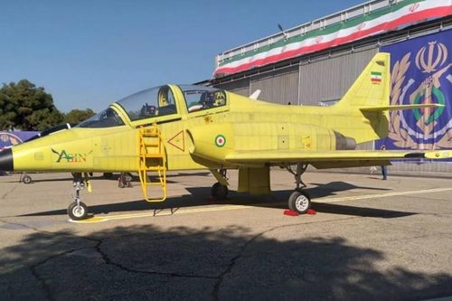 Iran trình làng nguyên mẫu cuối của máy bay huấn luyện quân sự nội địa
