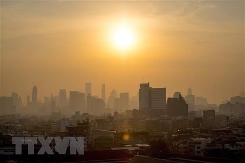 Thái Lan cân nhắc thực hiện làm việc từ xa tại Bangkok do bụi mịn