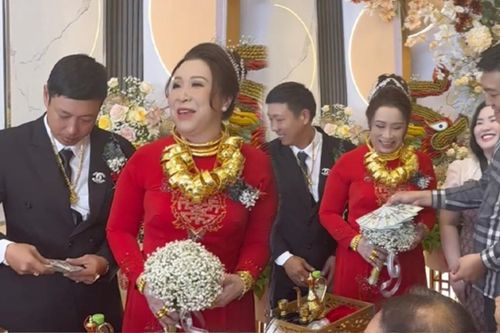 Lấy chồng tuổi U40, cô dâu miền Tây nhận hồi môn 'khủng'