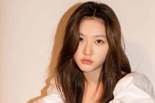 Kim Sae Ron bị tố cáo ngược sau khi tuyên bố đang làm thêm ở tiệm cafe