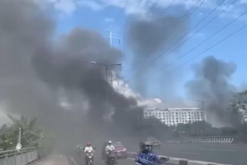 Ngành điện TP. Hồ Chí Minh: Cảnh báo mất an toàn điện do người dân đốt rác