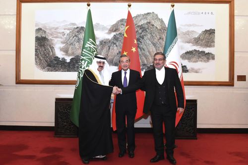 Cái bắt tay Iran-Arab Saudi và ảnh hưởng trên quy mô toàn cầu