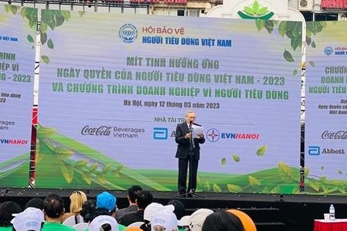 Mít tinh hưởng ứng Ngày quyền của người tiêu dùng Việt Nam